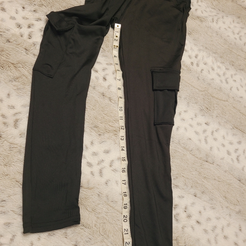 Leggings, w 4 pockets, Blk size Med. Brand New - Picture 6 of 12
